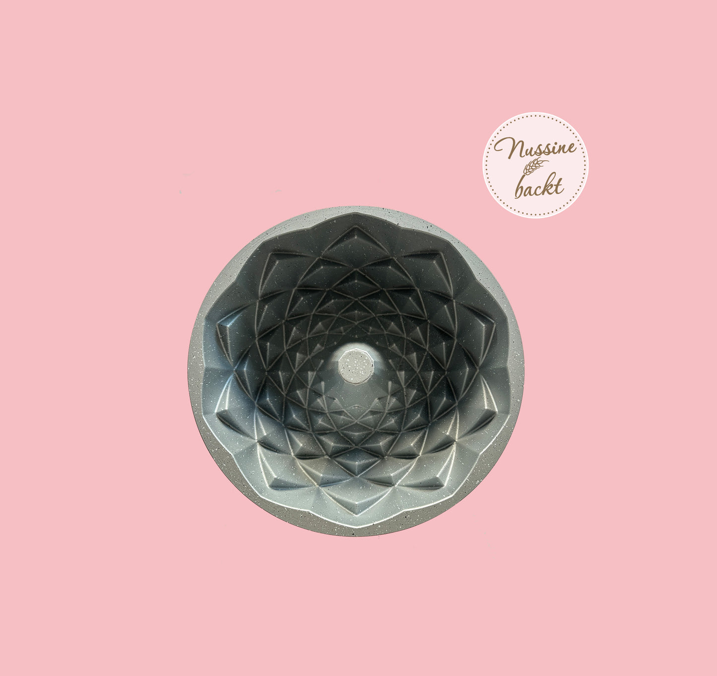 Backform von Nussine backt