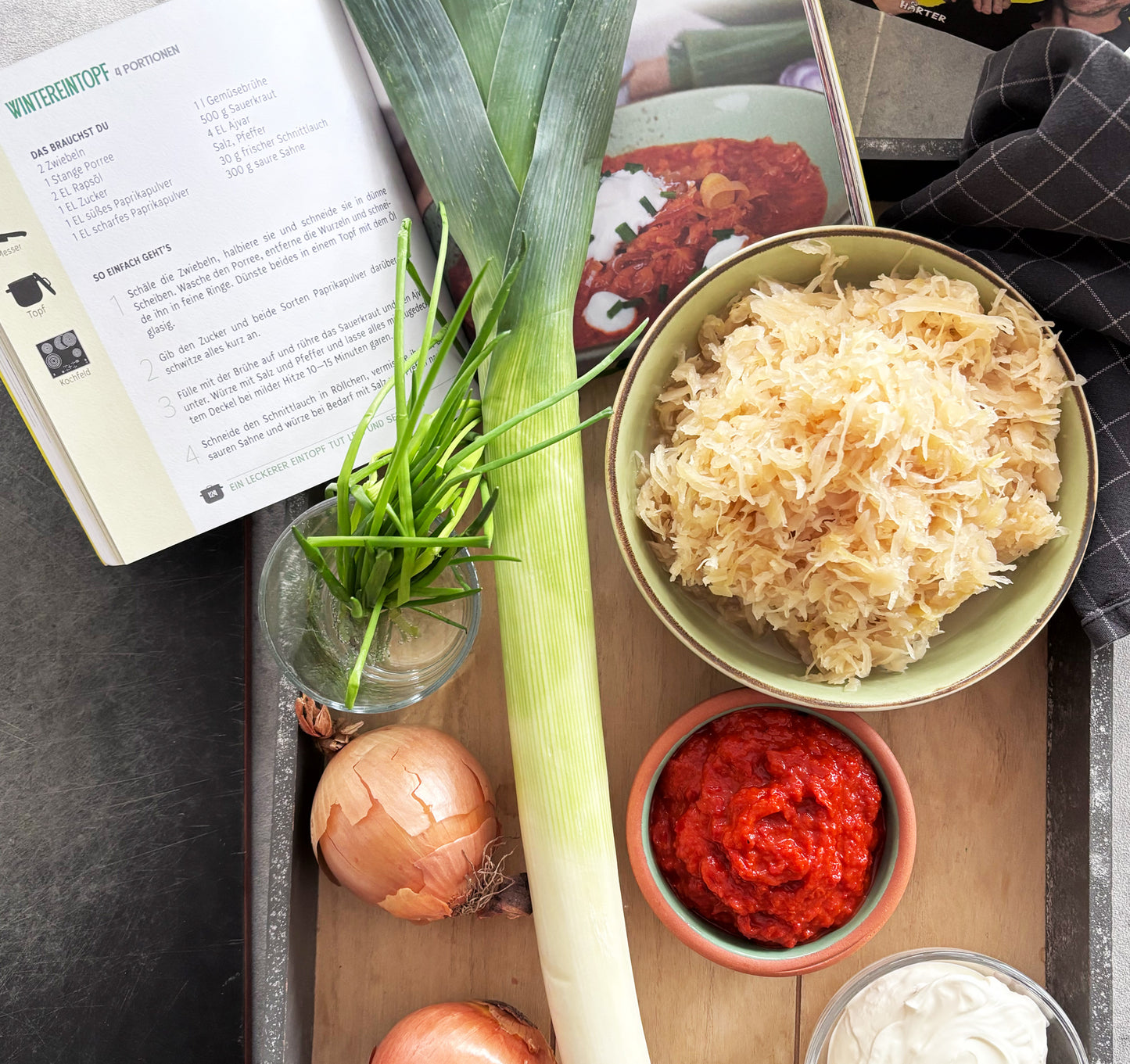 Rezepthäppchen "Wintereintopf" zum Gesundheitsratgeber von Prof. Dr. Derek Zieker Fischer und Sven Bach